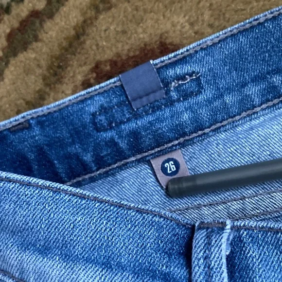 Citizens Of Humanity Dita petite bootcut Light Blue Flare Jeans. - Picture 5 of 7